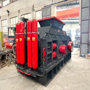 液壓對(duì)輥制砂機(jī)：產(chǎn)量提升的關(guān)鍵技術(shù)是什么？