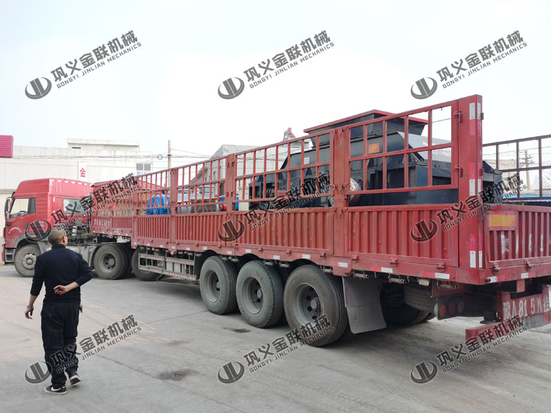 購(gòu)買(mǎi)兩輥破碎機(jī)哪個(gè)廠家好，質(zhì)量怎樣？