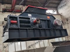 哪個廠家鵝卵石破碎機(jī)品質(zhì)好，購買一臺需要多少錢？